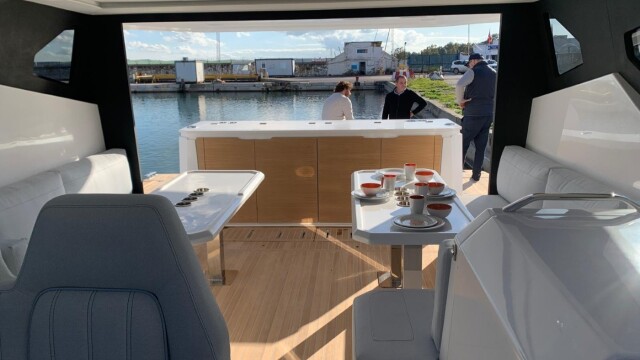 AV38SC int&eacute;rieur 2 1400x788