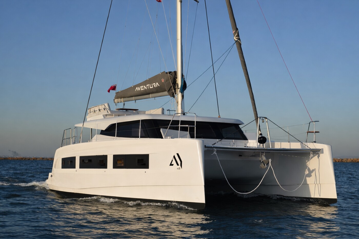 Aventura 45 motoring 1400x790