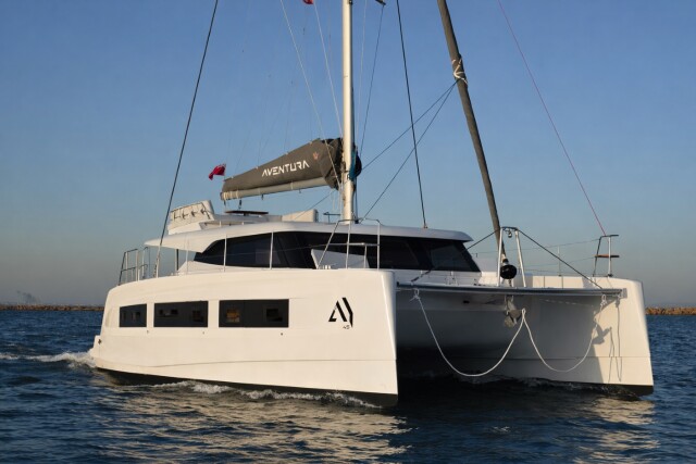 Aventura 45 motoring 1400x790