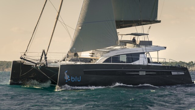 Privilege 650 sailing gold lfr07065 Ludovic FRUCHAUD 1400X788